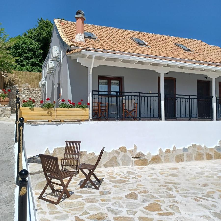 Eirinis Home - Σπίτι Της Ειρήνης Ágios Pétros Екстериор снимка